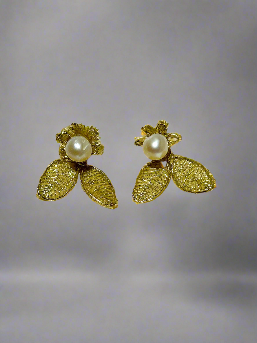 Couthy Earrings