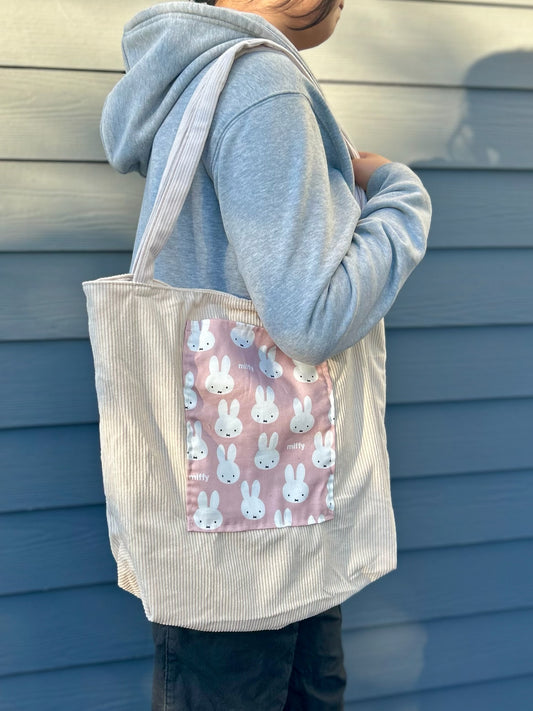 Usagi Corduroy Tote in Crème