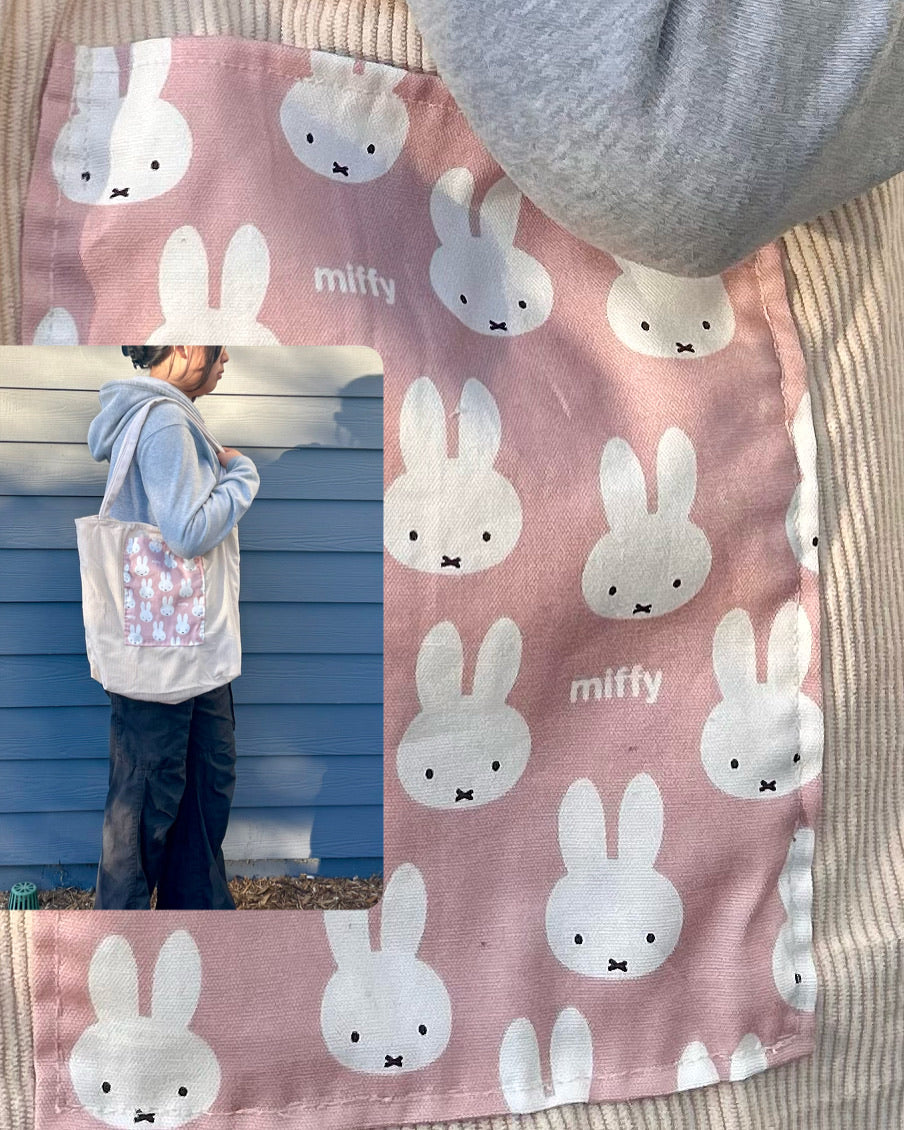 Usagi Corduroy Tote in Crème